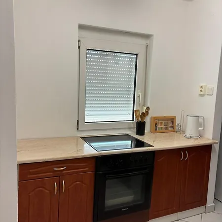 Fekete Szakall Nyaralo *