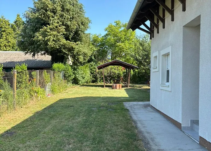 דירה Fekete Szakall Nyaralo *